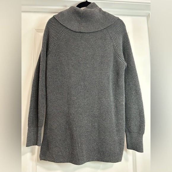 Michael Kors Cozy Gray Women's Waffle Knit Oversized Cowl Neck Sweater - Picture 2 of 5